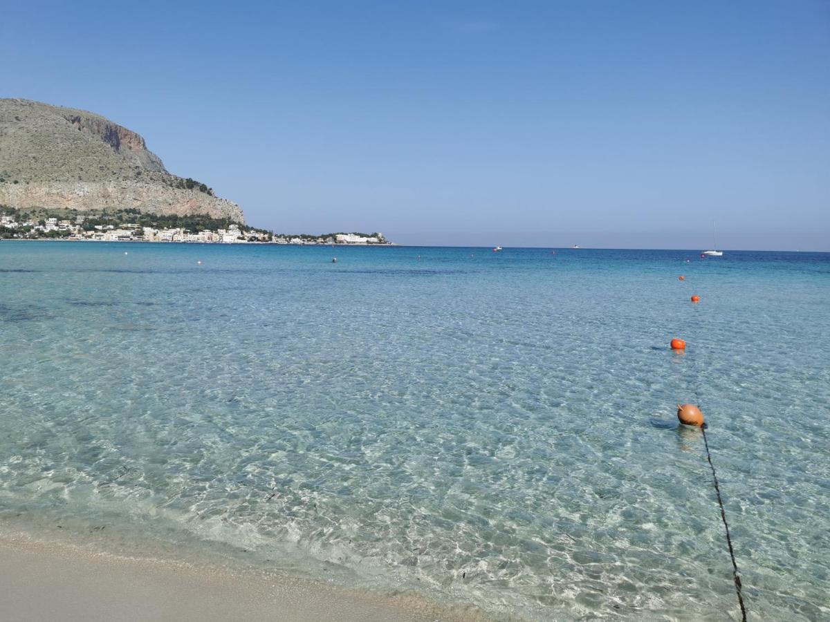 Villa Iris - Mondello パレルモ エクステリア 写真